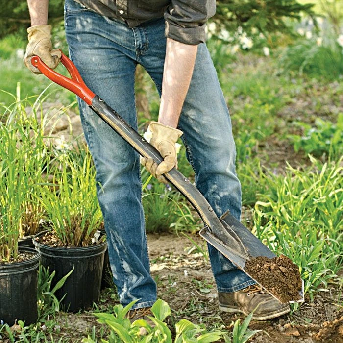 Leonard Full-Strap Diamond-Point Spade With D-Grip Handle 7 Leonard Full-Strap Diamond-Point Spade With D-Grip Handle - Image 7