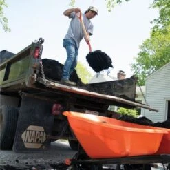 Leonard 10-Tine Forged Steel Scoop Fork With 30-Inch D-Grip Handle -Landscape greening equipment amf10 20