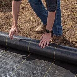 3.2oz Premium Woven Ground Cover 10ft (Folded) X 300ft -Landscape greening equipment gc103 live rolling 5.2.23