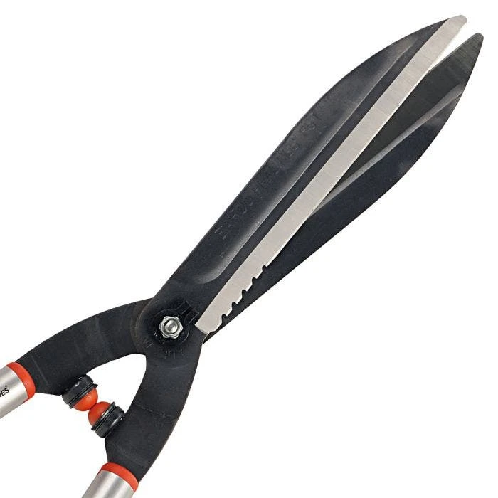 Bahco 9.5-inch Blade Hedge Shears, 30-inch Overall Length 3 Bahco 9.5-inch Blade Hedge Shears, 30-inch Overall Length - Image 3